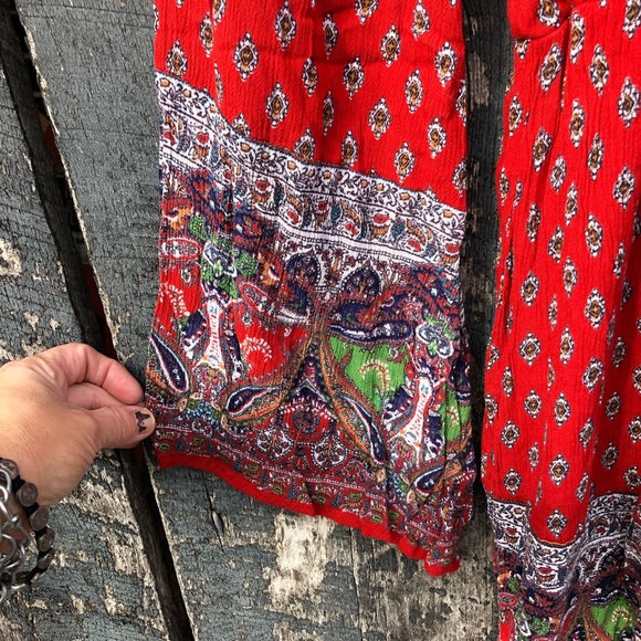 2/$25 Live 4 truth Red Paisley Print Fall Boho Mini Dress Small - Picture 3 of 8